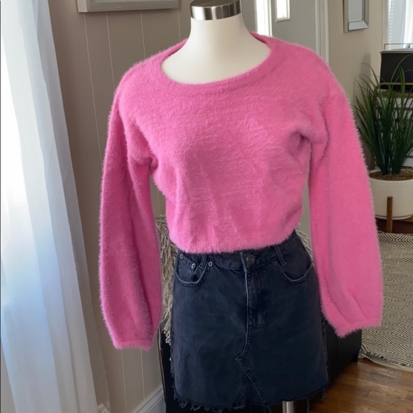 Princess Polly Sweaters - Fuzzy pink cropped sweater